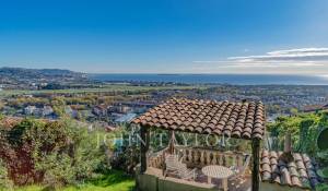 Venda Moradia Mandelieu-la-Napoule