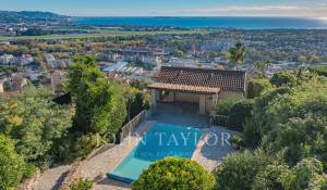 Venda Moradia Mandelieu-la-Napoule