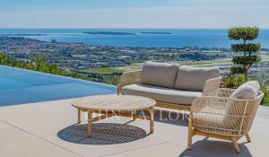 Venda Moradia Mandelieu-la-Napoule