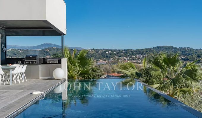 Venda Moradia Mandelieu-la-Napoule