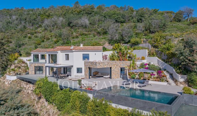 Venda Moradia Mandelieu-la-Napoule