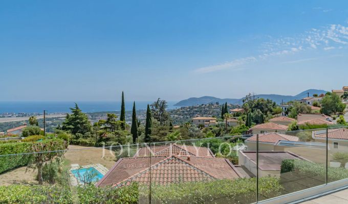 Venda Moradia Mandelieu-la-Napoule