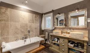 Venda Moradia Ménerbes