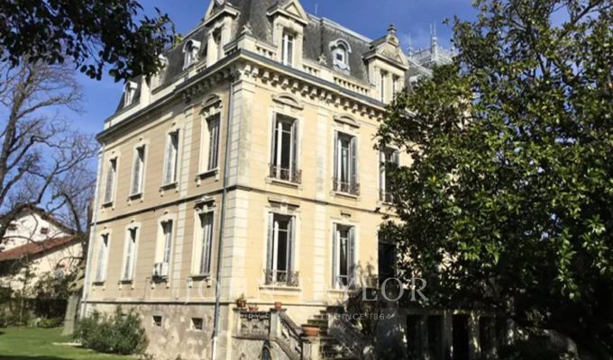 Venda Moradia Montélimar