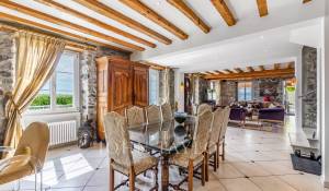 Venda Moradia Montreux