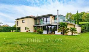 Venda Moradia Montreux