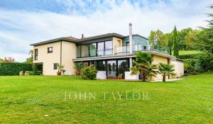 Venda Moradia Montreux