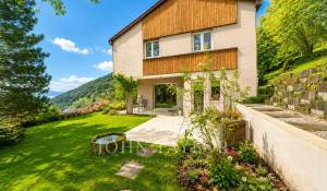 Venda Moradia Montreux