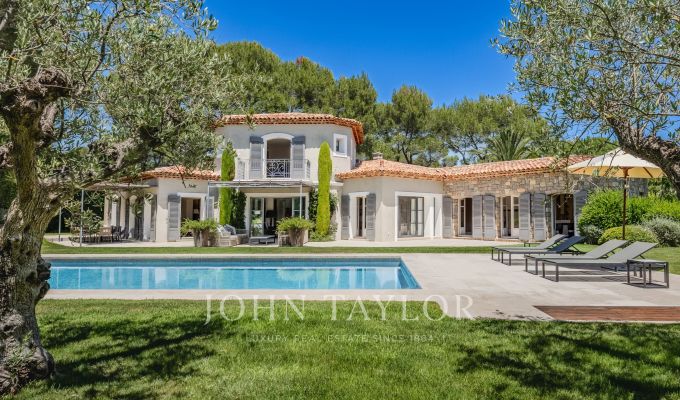 Venda Moradia Mougins