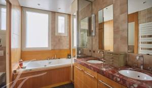 Venda Moradia Paris 16ème