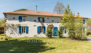 Venda Moradia Pissos