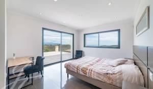 Venda Moradia Roquefort-les-Pins