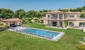 Venda Moradia Roquefort-les-Pins