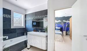 Venda Moradia Roquefort-les-Pins