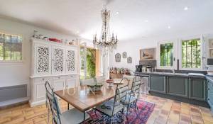 Venda Moradia Roquefort-les-Pins