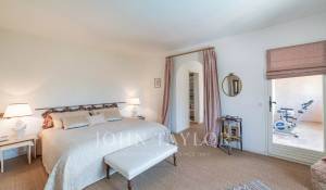 Venda Moradia Roquefort-les-Pins