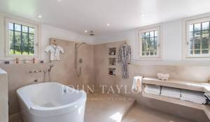 Venda Moradia Roquefort-les-Pins