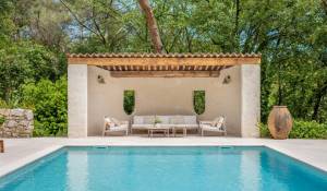 Venda Moradia Roquefort-les-Pins