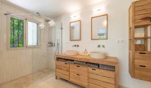 Venda Moradia Roquefort-les-Pins