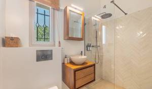 Venda Moradia Roquefort-les-Pins