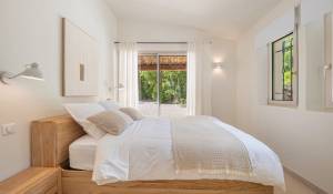 Venda Moradia Roquefort-les-Pins