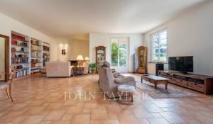 Venda Moradia Roquefort-les-Pins