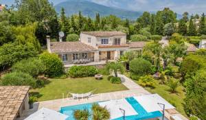 Venda Moradia Roquefort-les-Pins