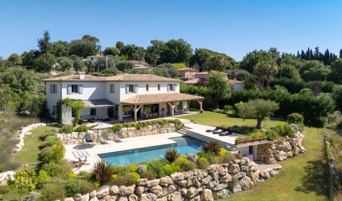 Venda Moradia Roquefort-les-Pins