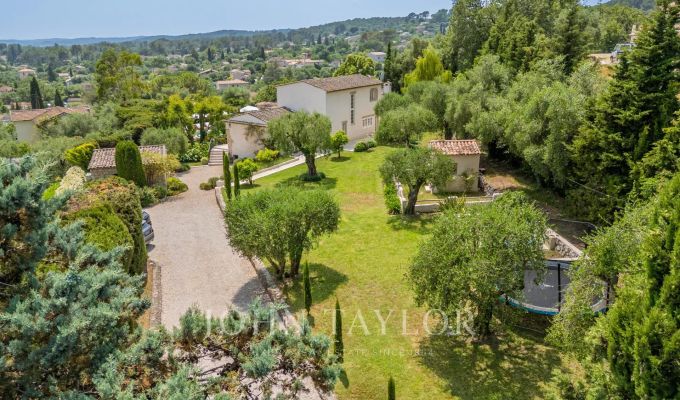 Venda Moradia Roquefort-les-Pins