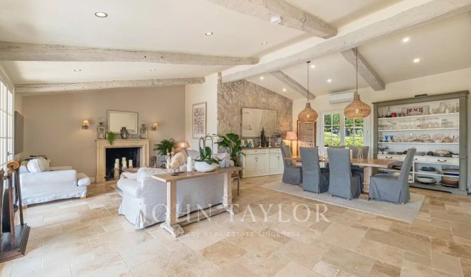 Venda Moradia Roquefort-les-Pins