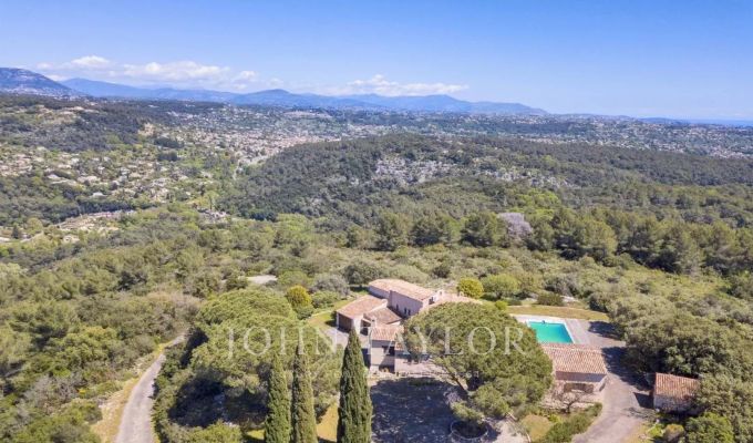 Venda Moradia Roquefort-les-Pins