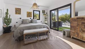 Venda Moradia Saint-Cyr-sur-Mer