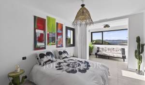 Venda Moradia Saint-Cyr-sur-Mer