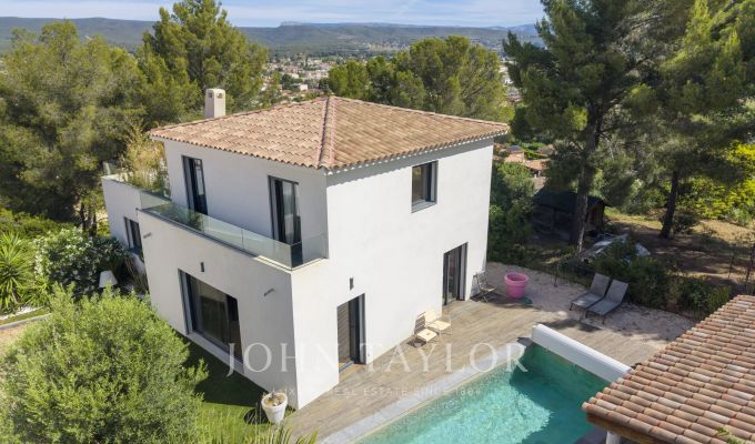 Venda Moradia Saint-Cyr-sur-Mer