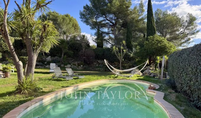 Venda Moradia Signes