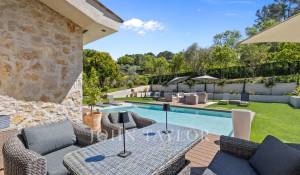 Venda Moradia Valbonne