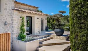 Venda Moradia Valbonne