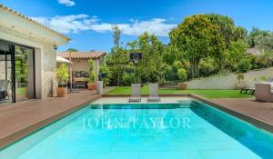 Venda Moradia Valbonne