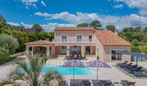 Venda Moradia Valbonne