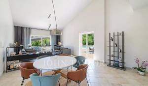 Venda Moradia Valbonne