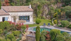 Venda Moradia Valbonne