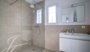 Venda Moradia Valbonne