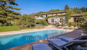 Venda Moradia Valbonne