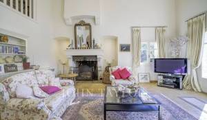 Venda Moradia Valbonne