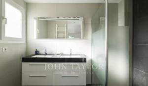 Venda Moradia Valbonne