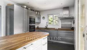 Venda Moradia Valbonne