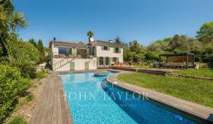 Venda Moradia Valbonne