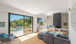 Venda Moradia Valbonne