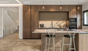 Venda Moradia Valbonne