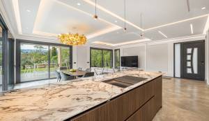 Venda Moradia Valbonne